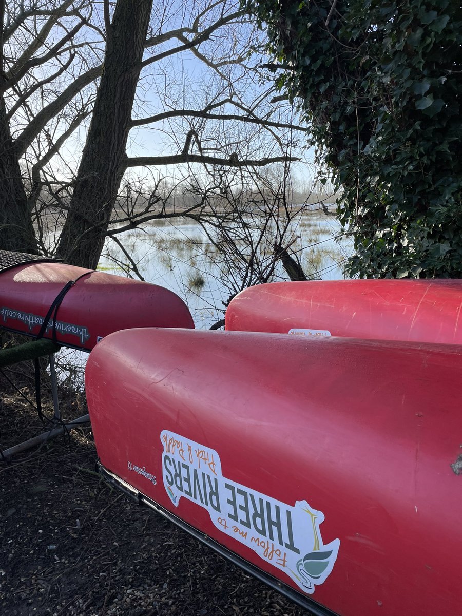 campat3rivers's tweet photo. We had some amazing sunny days in March, here are our #novacrafts #canoes @NovaCraftCanoe with the flooded #marshes #geldestonmarshes behind them! https://t.co/oWekO93ZvR