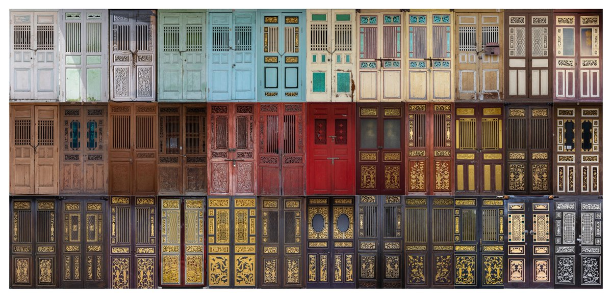 davidstloh's tweet photo. You cannot get a more traditional image than the Penang shophouse doors. How big should we print them?
#simplypenang
#effortlesslycharming https://t.co/nJ6WJrqNB7