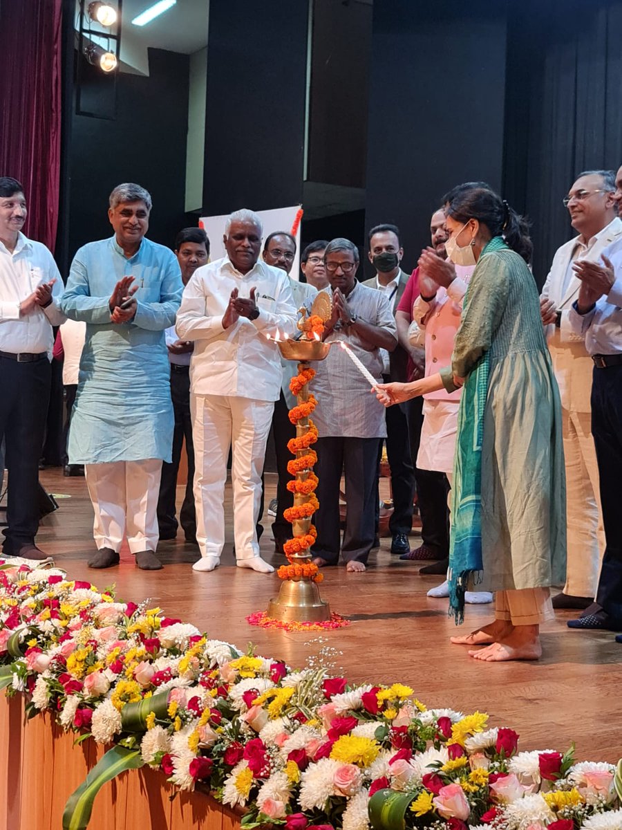 investkarnataka tweet picture