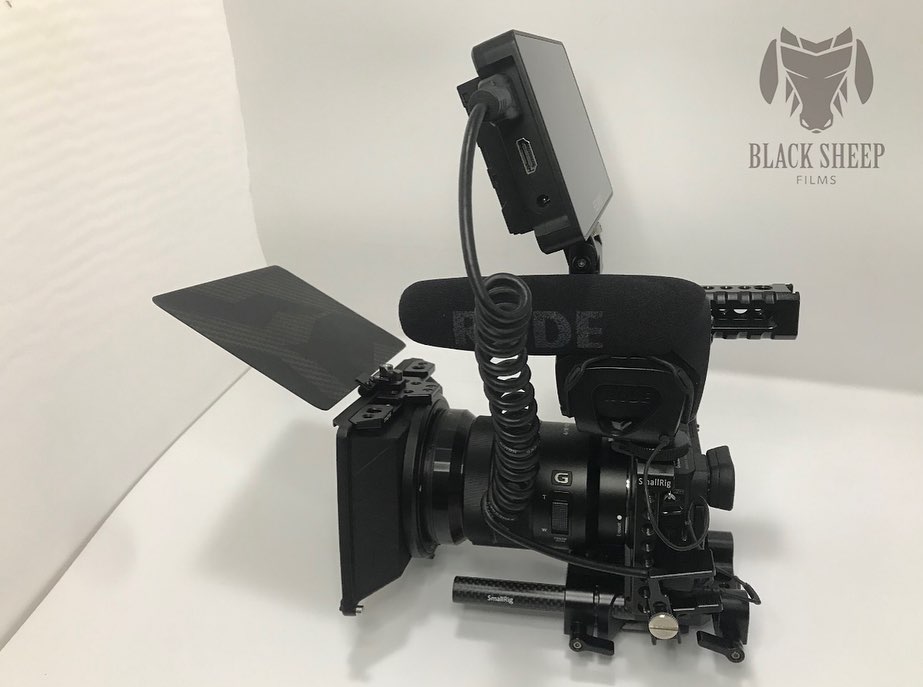 feelworldhd's tweet photo. FEELWORLD 5.5 display 4k kit complete. #feelworldfw568v2
Repost by @blacksheeprentalrd
Learn more/order FEELWORLD products: https://t.co/YvVEhfjCyR
#feelworld #feelworldmonitor #feelworldfw568v2 #fieldmonitor #cameramonitor #videomonitor #cameraview #cameraman https://t.co/NeQBaLltFU