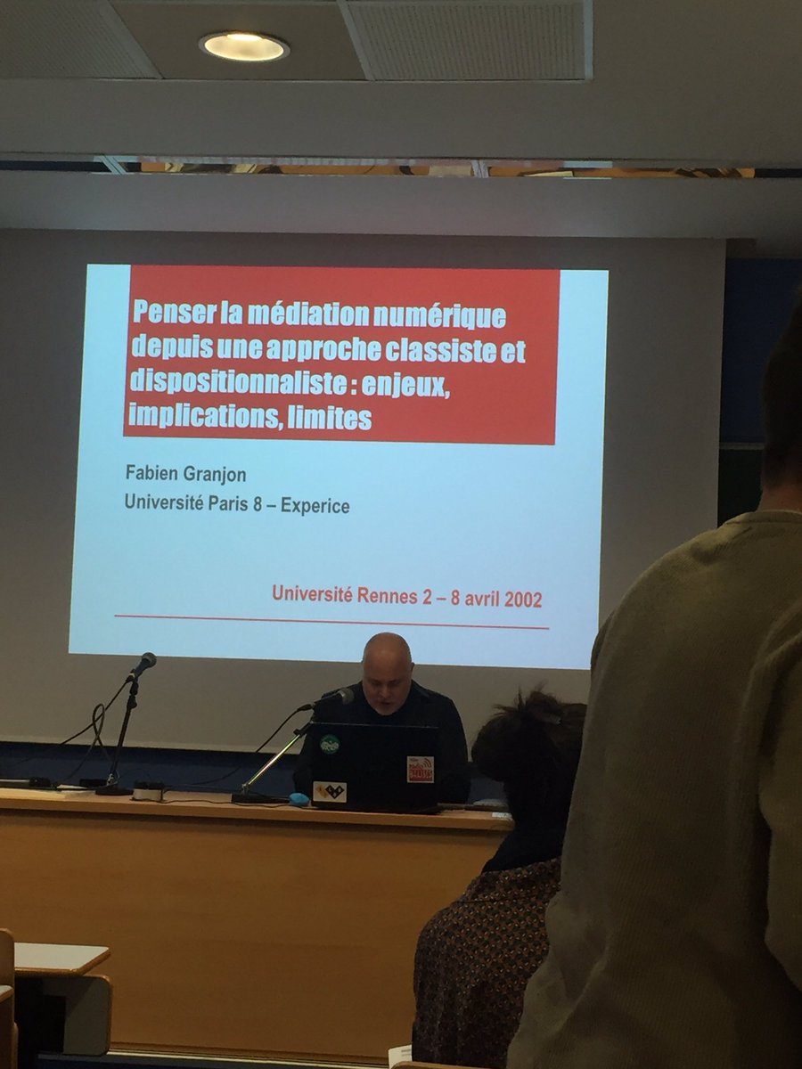 Recherche sur la médiation numérique, présentée par Fabien Granjon 📚👨‍💻👩🏼‍💻. <a href="/UnivRennes_2/">Université Rennes 2</a> #mednum