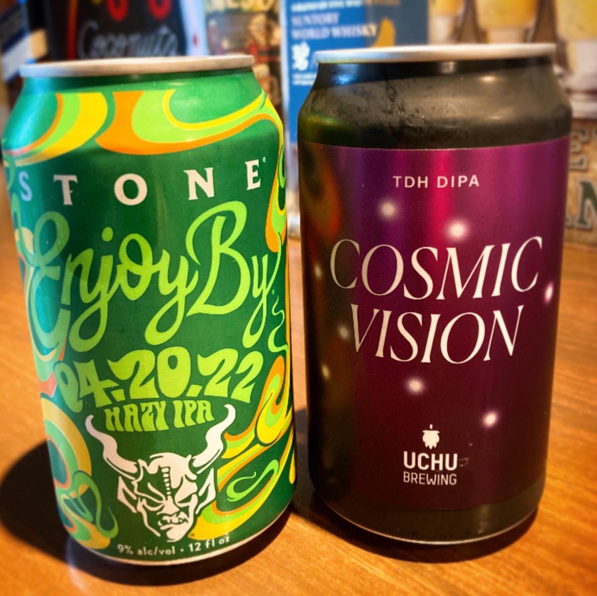 27s_Tsunas_2018's tweet image. 限定ビール達も残り半分ほどです🍺

#うちゅうブルーイング さんの
#cosmicvision
ダブルIPAのどっしり感とヘイジーな飲みやすさのマッチした1本です！新製品なので是非チェックを👀

年に3.4回しか出さない賞味期限37日の超限定ビール！超フレッシュなヘイジーIPAをお楽しみください！
#stoneenjoyby