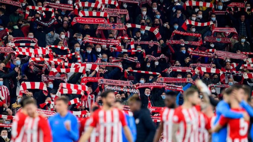 👌🏻Contento por la decisión de la Asamblea. San Mamés tendrá su Grada Popular. Si San Mamés ya de por sí es un estadio que vibra, a partir de ahora el fondo puede ser algo apasionante. 💪🏼Denok batera Herri Harmailaren eskutik. #AthleticClub #herriharmaila