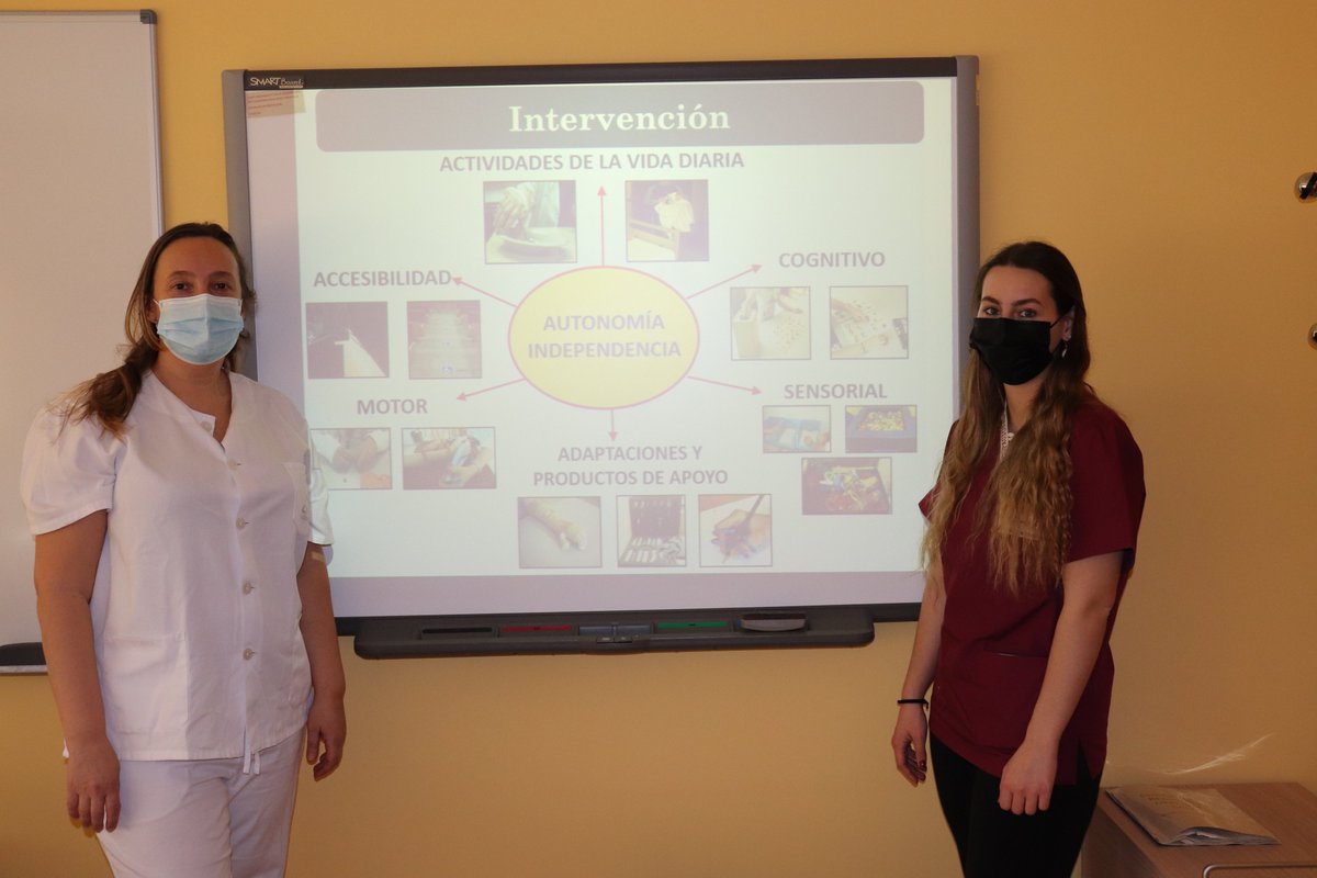 CentroCREER's tweet photo. Selene de la Torre Parra, estudiante de 2º curso del Grado de Terapia Ocupacional de la @uclm_es ha comenzado en @CentroCREER @Imserso sus prácticas formativas, tutorizada por María Jesús Ladrón de Guevara Font, terapeuta ocupacional del Centro #PracticumCREER https://t.co/wG9UQxCcCd