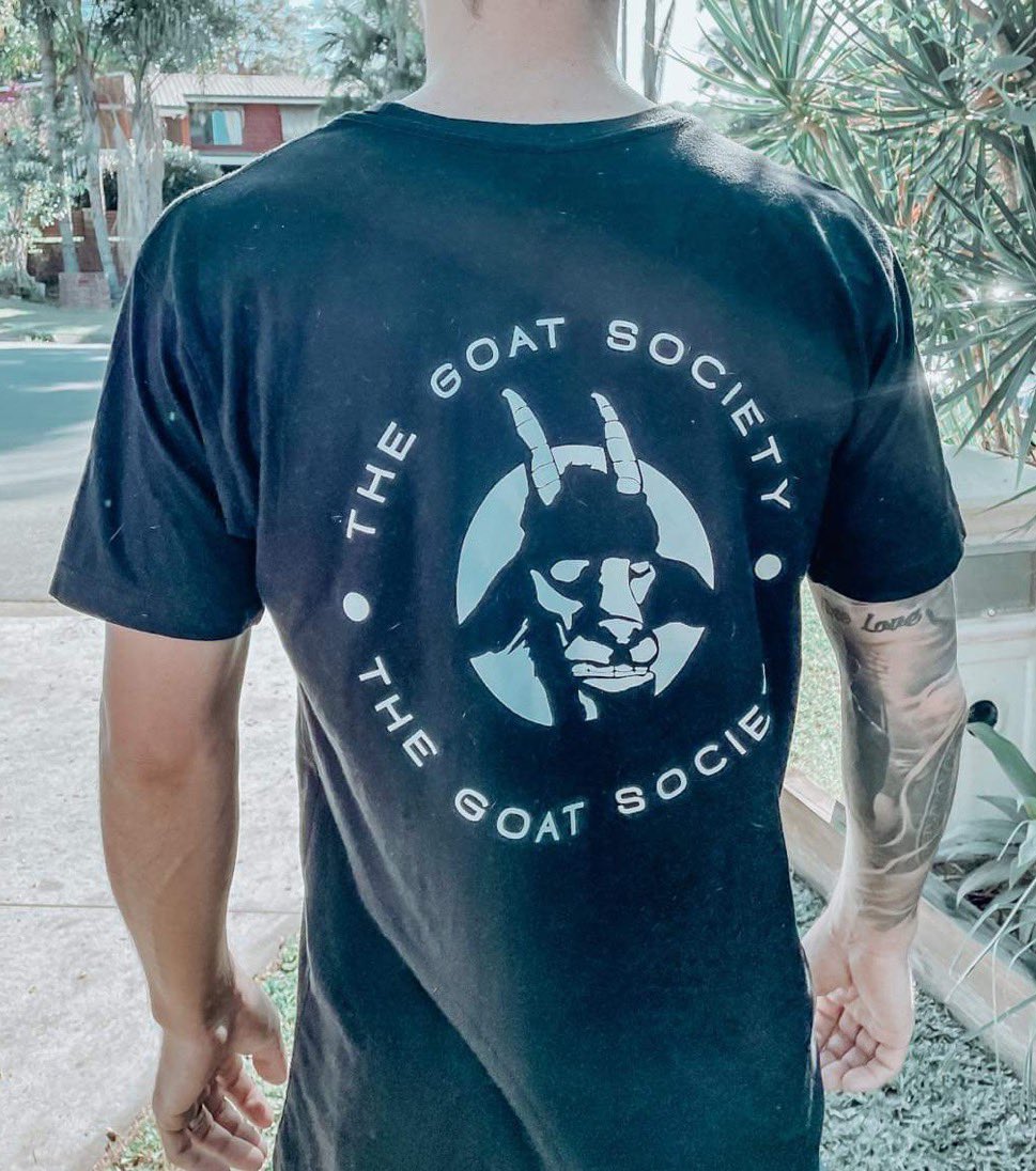 HaydenWalford's tweet photo. @willbotz77 @goatsocietynft Straight up 🤙 https://t.co/E3uCfxri9F