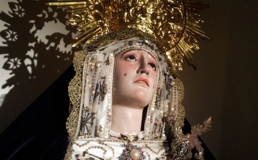 CMCaridad's tweet photo. Hoy es Viernes de Dolores y sigue la música.
Participaremos en el Vía+Crucis de la Parroquia de San Lázaro con la Santísima Virgen de los Dolores (@RociodeMalaga)

🗓️ Viernes de Dolores.
🕐 20.00 horas.
📍 Parroquia de San Lázaro. https://t.co/ikIo99c7U9