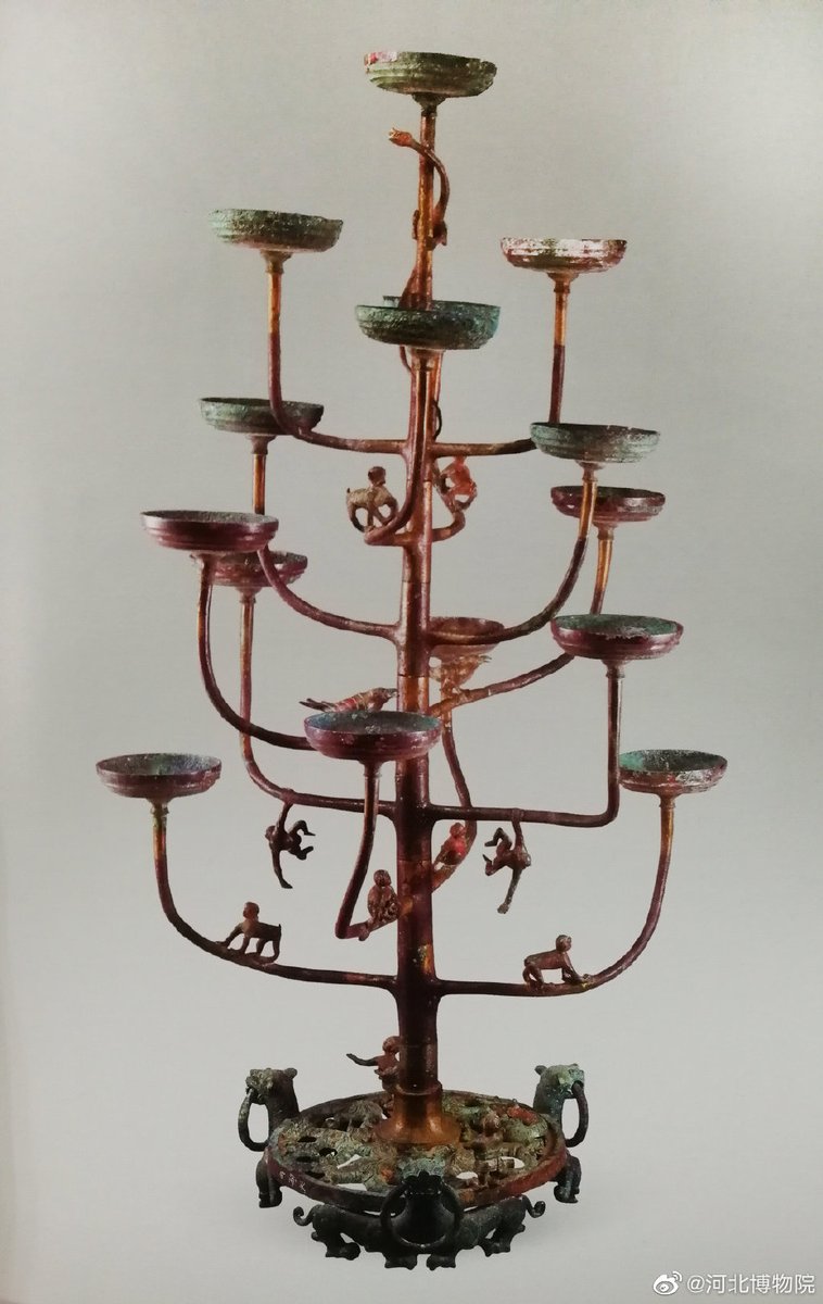 McnMuseum's tweet photo. 十五连盏铜灯，战国灯具。
想想古代人点个灯要这么费劲也是挺累的 https://t.co/0A5eHGPgR1