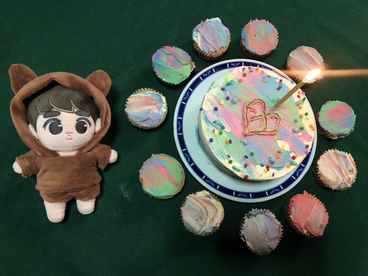 bbpenguinDO's tweet photo. Happy 10th Anniversary EXO 🤧🥲😭 You are my home 💓💞💕💘💖💗 #EXO #EXO10thannivesary #10YearsWithEXO #1ΞX0 #AlwaysAndForeverWithEXO https://t.co/T0xy8ACk2x