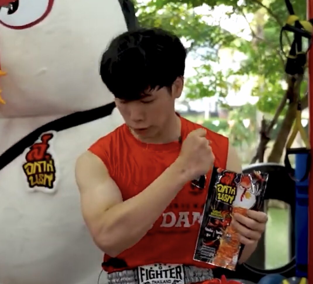 bibi_warrr's tweet photo. น้องว���เป๊ะมาก55555555555555 https://t.co/nYAuUpXkZV