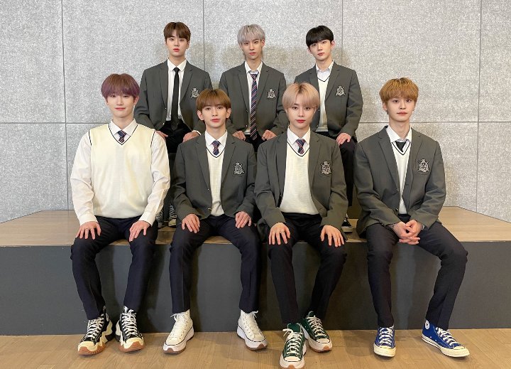 gumiibinx's tweet photo. —tpst school [Lokal AU].

•Genk Badai• https://t.co/85g3ncEzPq
