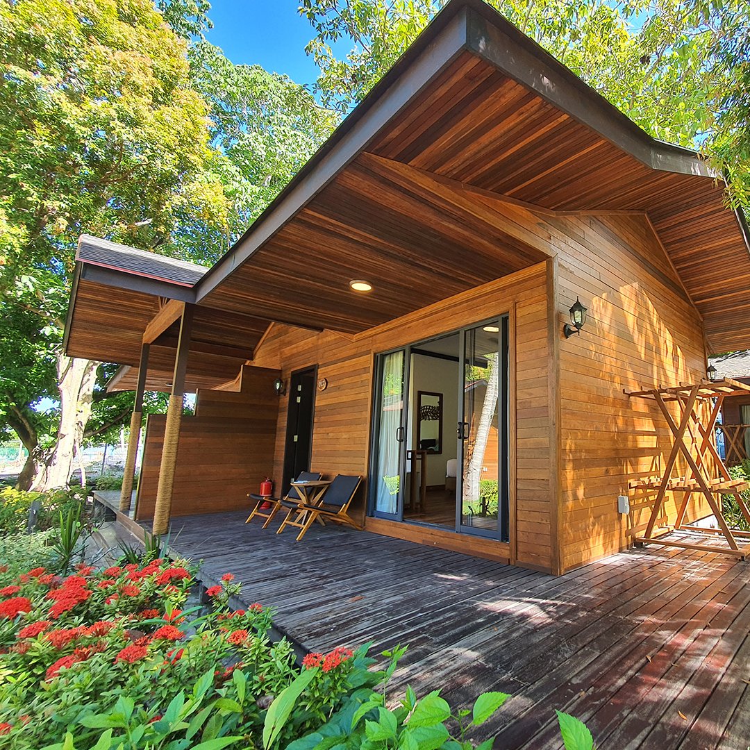 Borneo_Divers's tweet photo. To all our overseas friends
We would like to welcome you back to our resort which has been fully refurbished and upgraded for your comfort and satisfaction. 
https://t.co/m4w2gKSD1C
We look forward to seeing you at our resort!
Borneo Divers &amp; Sea Sports (Sabah) Sdn Bhd https://t.co/sp2Lwq7Ogm