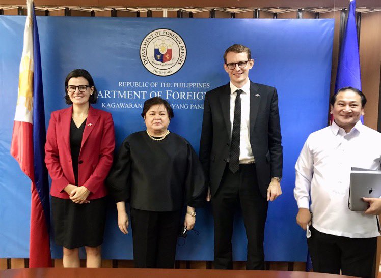 Delighted to host @JonLambe, 🇬🇧 Ambassador to @ASEAN in #Manila. We met @DFAPHL Usec Lazaro & @DtiPhilippines ASec Gepty to discuss #UKASEAN Plan of Action and how strengthened UK engagement through ASEAN will benefit 🇵🇭 through increased trade, economic partnerships & security.