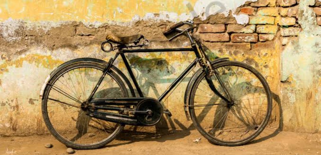 arshadalikhoso's tweet photo. #HerculesCycle Made in England
نائين درجي ۾ پڙهندو هيئم ته اڌوراڻي هليل هرڪولس فل سائيز سائيڪل 400 روپيئن ۾ ورتي هيئم، صفا اهڙي هئي🙈 https://t.co/mNREf5DOuV