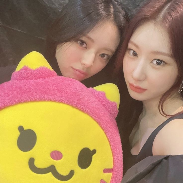 dailychaerna tweet picture