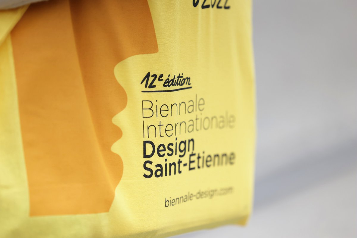 SteMetropole's tweet image. [#Biennaledesign2022] La @BiennaleDesign de Saint-Etienne, se vit aussi la nuit ! Ce vendredi soir, jusqu&apos;à 22h, rendez-vous à la @lacitedudesign  pour une nocturne ! bit.ly/3LuGqXJ #SaintEtienne #design