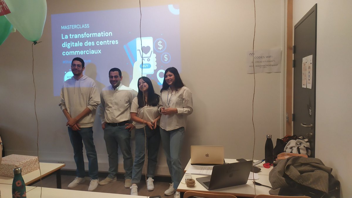 Desrayaud_Laura's tweet photo. #ShopInTheFuture #mbadm Aujourd'hui Masterclass sur la transformation digitale des centres commerciaux avec @Mehdi_Kadiri_ @mahereboulos @inesmbadmb @JadeCosma https://t.co/UfXFqUJhYG