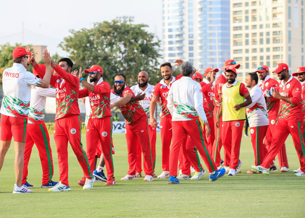 TheOmanCricket's tweet photo. π¨ Tour Announcement π¨
Oman will be taking on Scotland and PNG from 9th April - 16th April in the UAE for 2 matches respectively as a part of the ICC Cricket World Cup League 2.
#OmanCricket #ICCCWCL2 #RagingRed #OmanvsPNG #OmanvsScotland https://t.co/XFpaEC7SWC