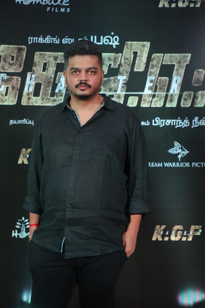 RinkuGupta2012's tweet photo. Executive Producer @Karthik1423 at the #KGFChapter2PressMeet.
#KGFChapter2TamilPressMeet
#KGFChapter2
@Thenameisyash @VKiragandur @prashanth_neel @hombalefilms @SrinidhiShetty7 @duttsanjay @TandonRaveena
@DreamWarriorpic @proyuvraaj https://t.co/GJVRD0NbE7