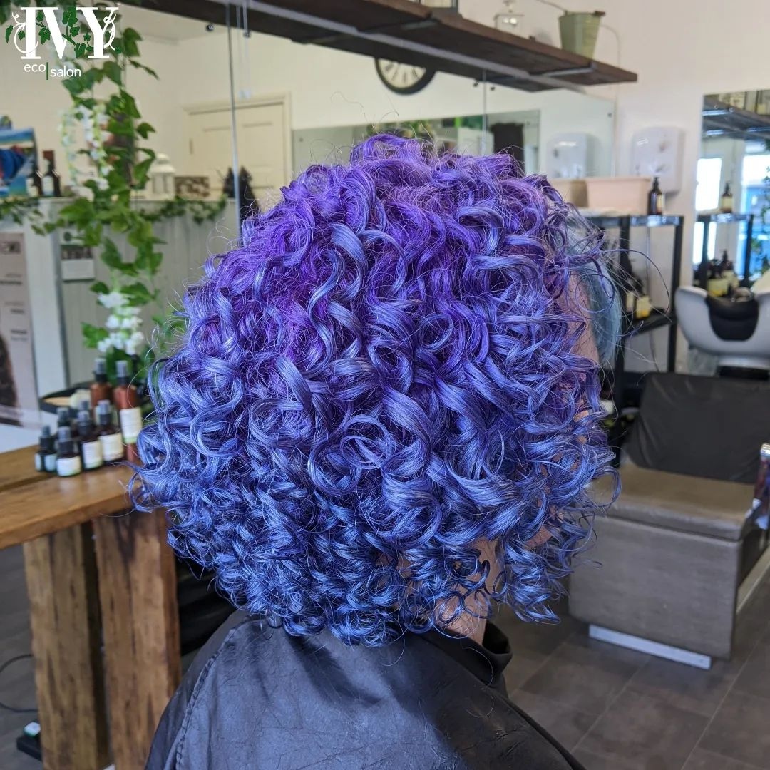 manicpanicnyc's tweet photo. Deep Purple Dream, Atomic Turquoise and Siren Song are coming together for the prettiest curlsss 💟

(IG: ivyecosalon )

#manicpanicnyc #manicpanicpro #manicpanic #sirenssong #atomicturquoise #deeppurpledream #purplehair #purplehairdye #purple #bluehair #blue #bluehairdye https://t.co/66RvY8AgIC