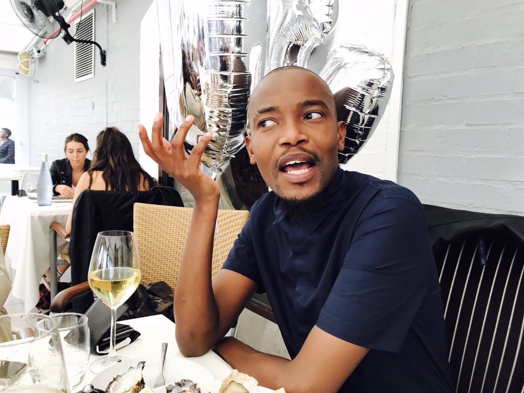 NunguSompisi's tweet photo. #SenzoMeyiwa The biggest problem in this case is that all the people in the house have not, in anytime, told the same version of the events leading to Senzo being shot. Why do we have 11 versions from 5 people? Surely this means they all agreed not to reveal the real killer! https://t.co/oNxyC1KBko