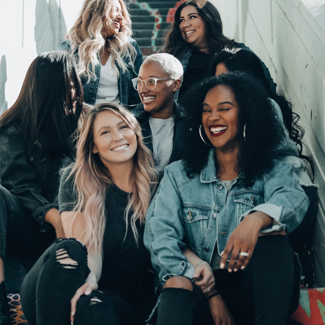 Extrovert or Introvert 💡

In everyday language, the terms can be used to describe outgoing (#extrovert) or shy (#introvert); however, in psychology, they are actually used to ‘explain different attitudes people use to direct their energy’ 👇

bit.ly/3LNTWGi