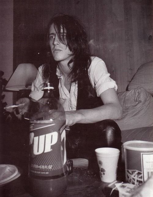 HAPPY BIRTHDAY MR IZZY STRADLIN <3 