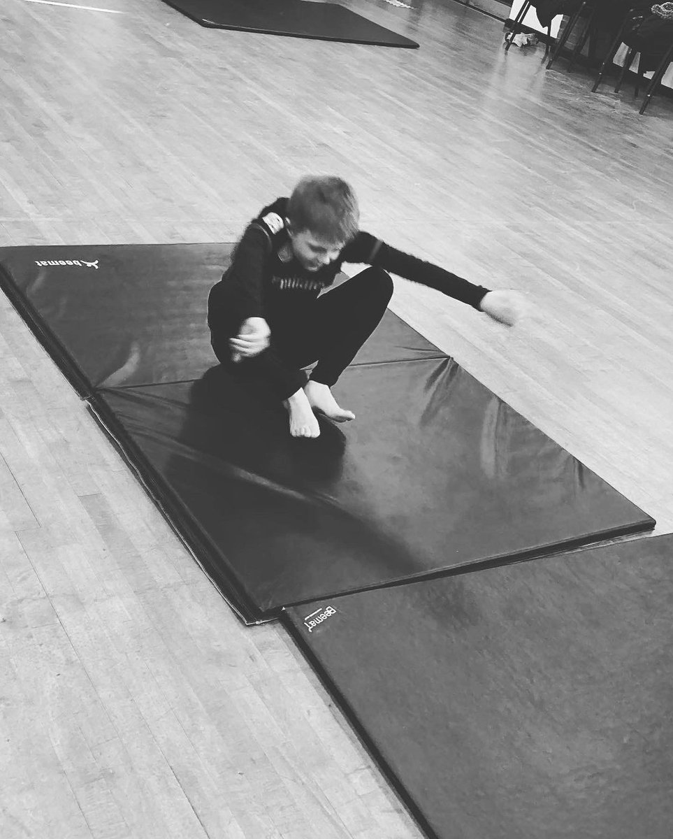 WestmidsPremier's tweet image. Thank you to everyone who came to #Gymnastics this half term. To book your place on our new RISE Gymnastics club (in partnership with British gymnastics) next half term click the link ⬇️⬇️⬇️⬇️

premier-education.com/parents/venue/…

#Edingale #Tamworth #EVH