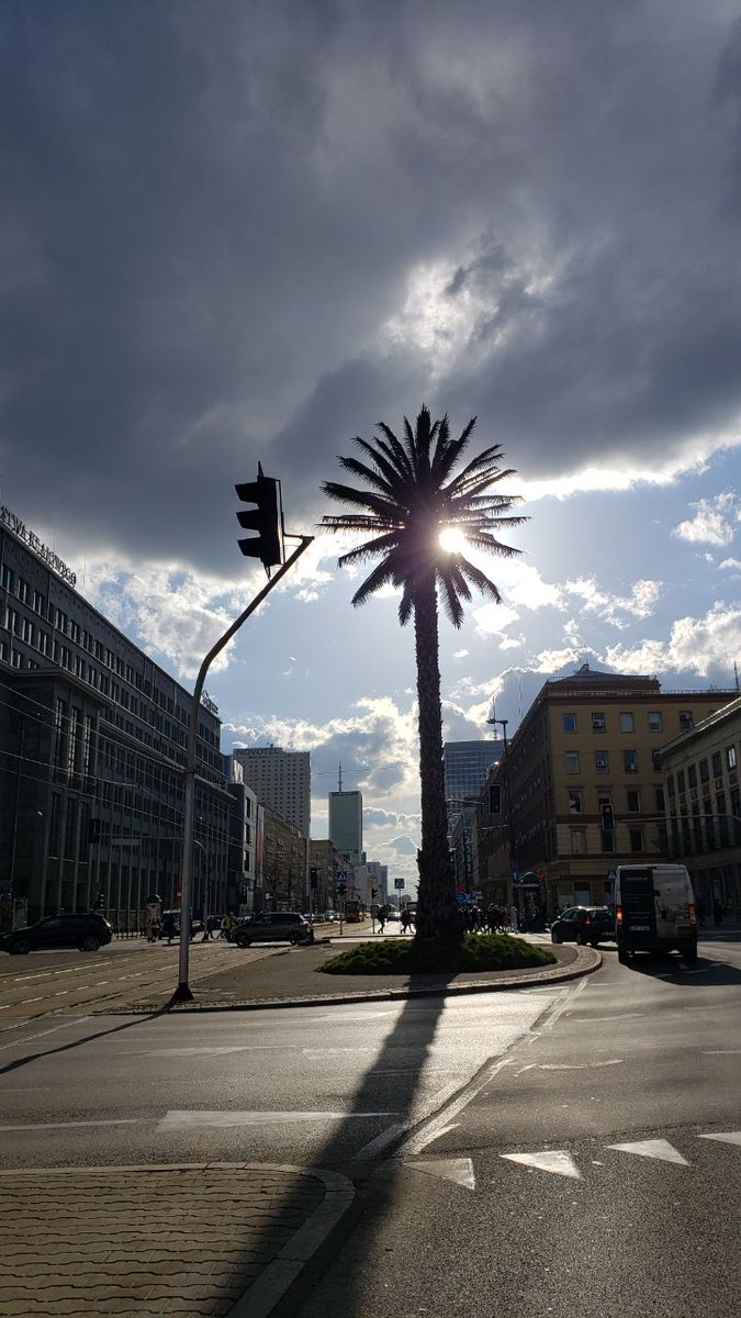 degwaw's tweet photo. 10. April 09:30 Uhr: #Gottesdienst zum #Palmsonntag in #Warschau in der Ulica Miodowa. https://t.co/Z03YiIjKoo