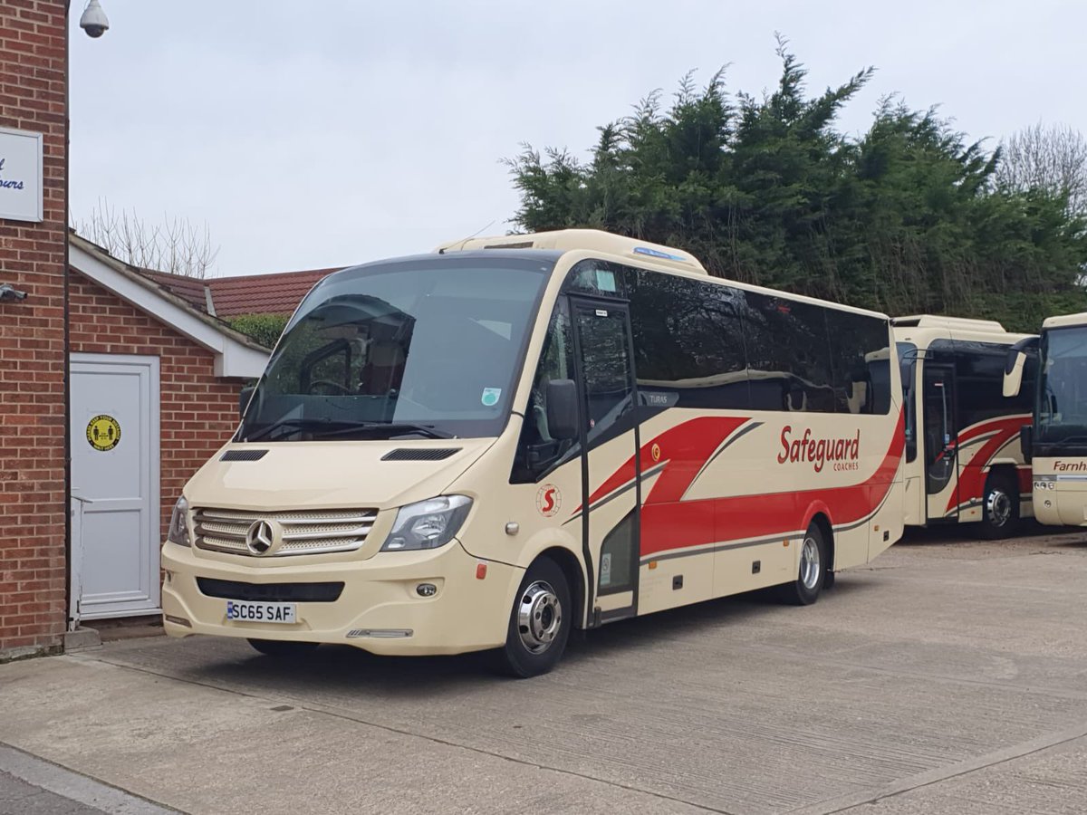 AirconcoLtd's tweet photo. Our dealer Kempair Ltd has another busy day A/C servicing and carrying out HVAC repairs to vehicles coming out of nearly two years of hibernation for a customer of nearly 20 years @Safeguard1coach #NationalCoachWeek #FleetServicing #OnsiteSupport https://t.co/vZOmHA3ZUp
