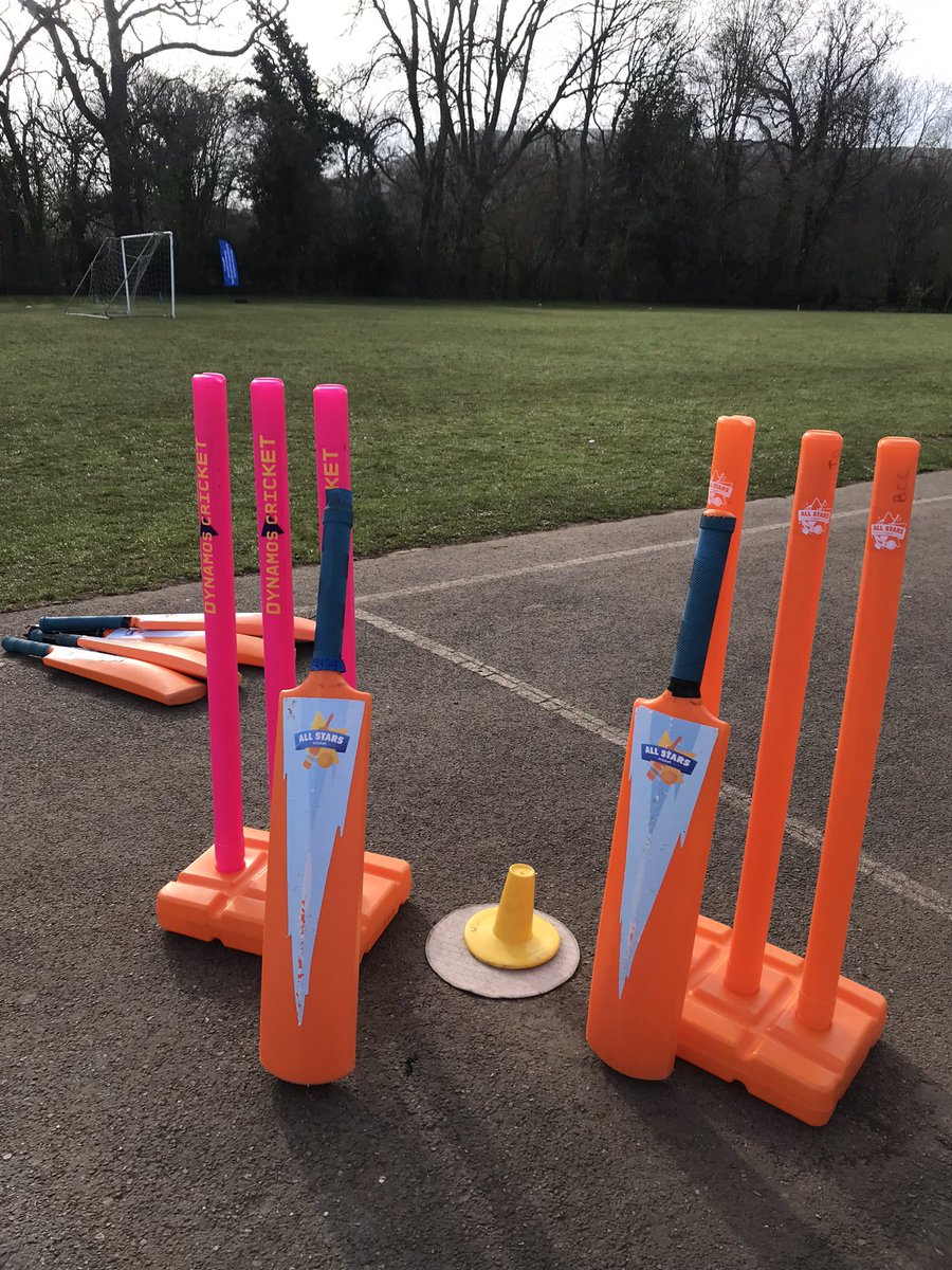 Sheep009Terry's tweet photo. Privileged to be invited to @gilwern_school for their world tour. This term we are stopping in India and great to be introducing children to @allstarscricket @DynamosCricket https://t.co/mClpSXEnej