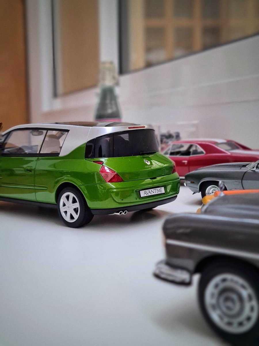 Ce soir 18h sur ⇾#PoaTv 🤔 Une idée ? (Sur le format de la vidéo)
😏 <a href="/LaurentSchmidt_/">Laurent Schmidt</a>