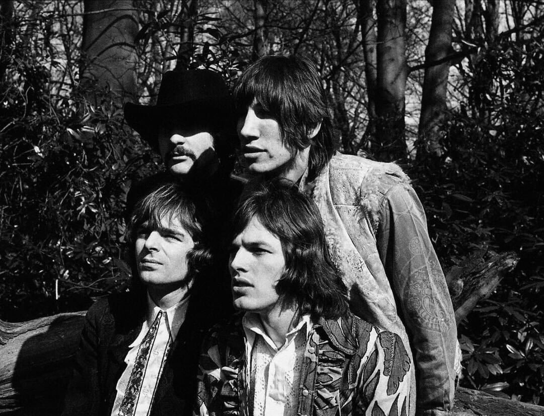 RollingStoneUK's tweet photo. Pink Floyd have shared their first new song in decades. With all proceeds going to Ukraine Humanitarian Relief. https://t.co/1Bsu5EWi4a