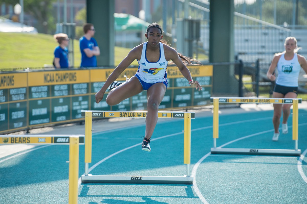 kansastfxc's tweet photo. Freshman Angelina Arinze clocks a personal best 1:03.08 in the 400 meter hurdles! 

18. Angelina Arinze, 1:03.08
22. Ashley Wallace, 1:04.82

#KUtrack https://t.co/5N17Cry1Pe
