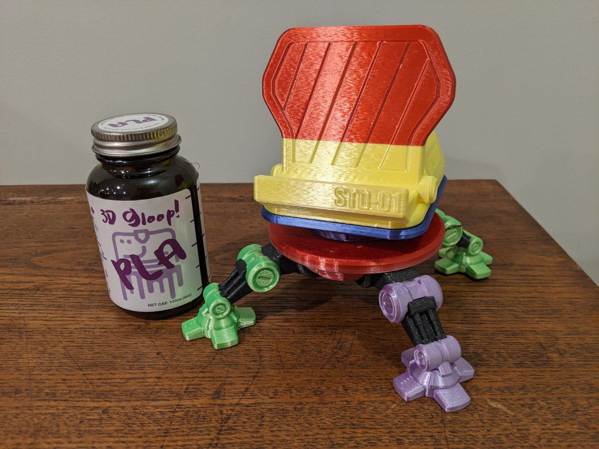 sliverbaer's tweet photo. Mecha phone/tablet stand
- (Alien3D) @Hello3dFilament Silk Yellow, Green, Wine Red, Lavender PLA
- @Enotepad_china Purple Silk PLA (pics looks blue)
- @HATCHBOX3D Sparkle Grey PLA
- @3DGloop for scale and adhesion
#3DPrinting
#LMShow #PrintChallenge
https://t.co/UF12SQOMjM https://t.co/A1B9ETJyH0