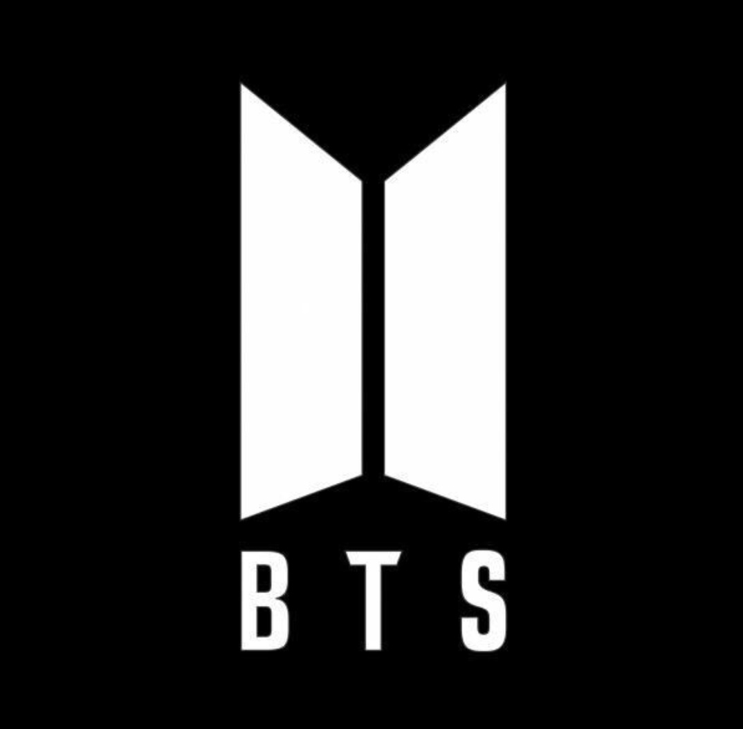 _PlanetaBangtan's tweet image. 🖇 CAMBIO DE LOGO 

También el mismo año 2017 se modifico el logo de BTS pasando de ser el chaleco protector antibalas a ser las puertas hacia su corazón 

🔆 Adjunto video abajo