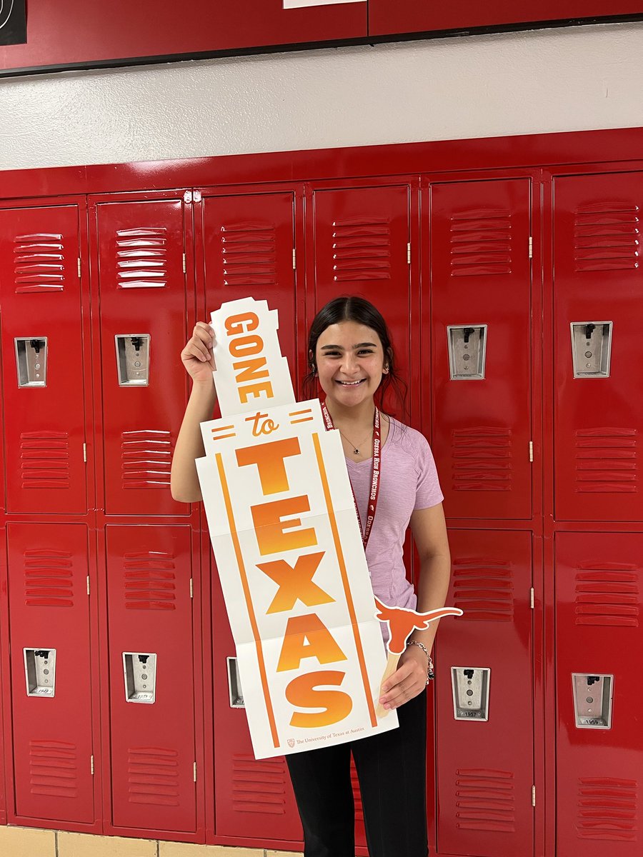 Congratulations to Erandy Bonill on her acceptance to The University of Texas at Austin! Proud of you Erandy! ⁦<a href="/BigRedBronchos/">Odessa High School</a>⁩ ⁦<a href="/BronchoNews/">OHS Broncho News</a>⁩ ⁦<a href="/UTAustin/">UT Austin</a>⁩