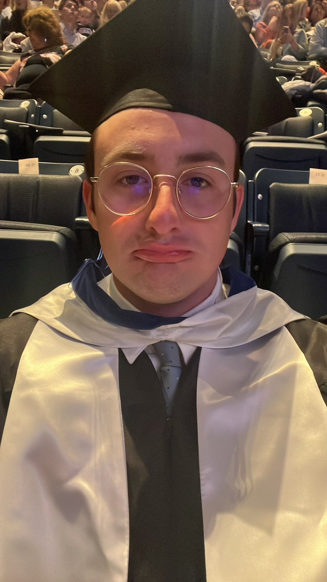 adamautz's tweet photo. I paid graduate tuition and didn’t even get a seat #byumarriottgrad #MISM #justiceforIS https://t.co/GRT2wpm6Pu