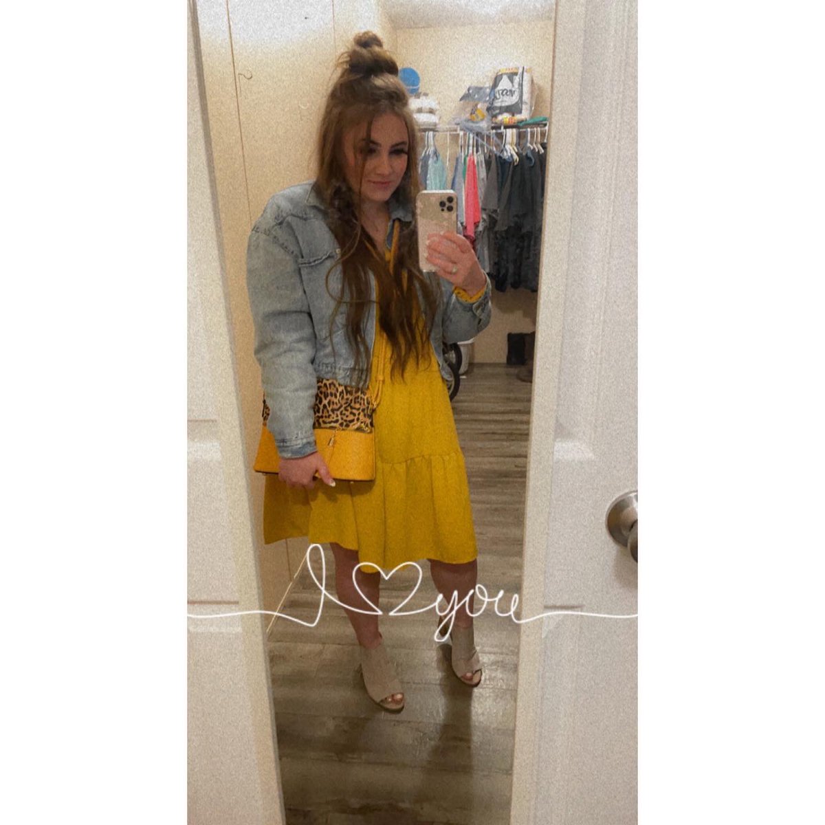 Emilly 💫 tweet media