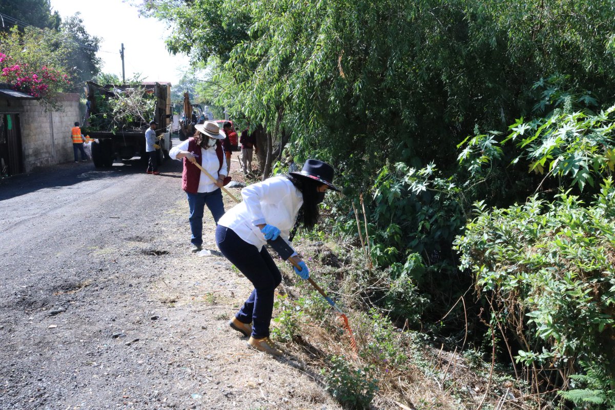 CGCADGobPue's tweet photo. 📢 La @CeasPueOficial informa:

En coordinación con el @SOAPAMA y el ayuntamiento de Atlixco, se realizó una jornada de limpieza integral en la barranca Santa Mónica–Cantarranas.

📰📷 https://t.co/uV49qdrjNn https://t.co/wLGbpD7G68