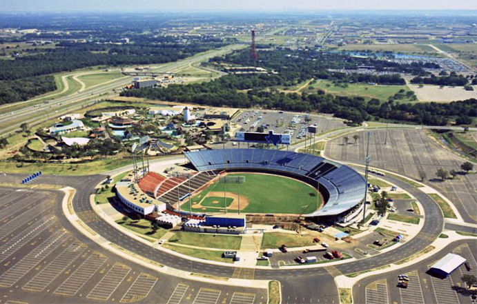 Arlington Stadium was home of the @rangers from 1972-1993; however it began as home of Dallas-Fort Worth Spurs of the Double-A Texas League from 1965 to 1971. Read more in @sabr BioProject https://t.co/oUU8TAmlgQ @MLBcathedrals https://t.co/HvYVQzctce