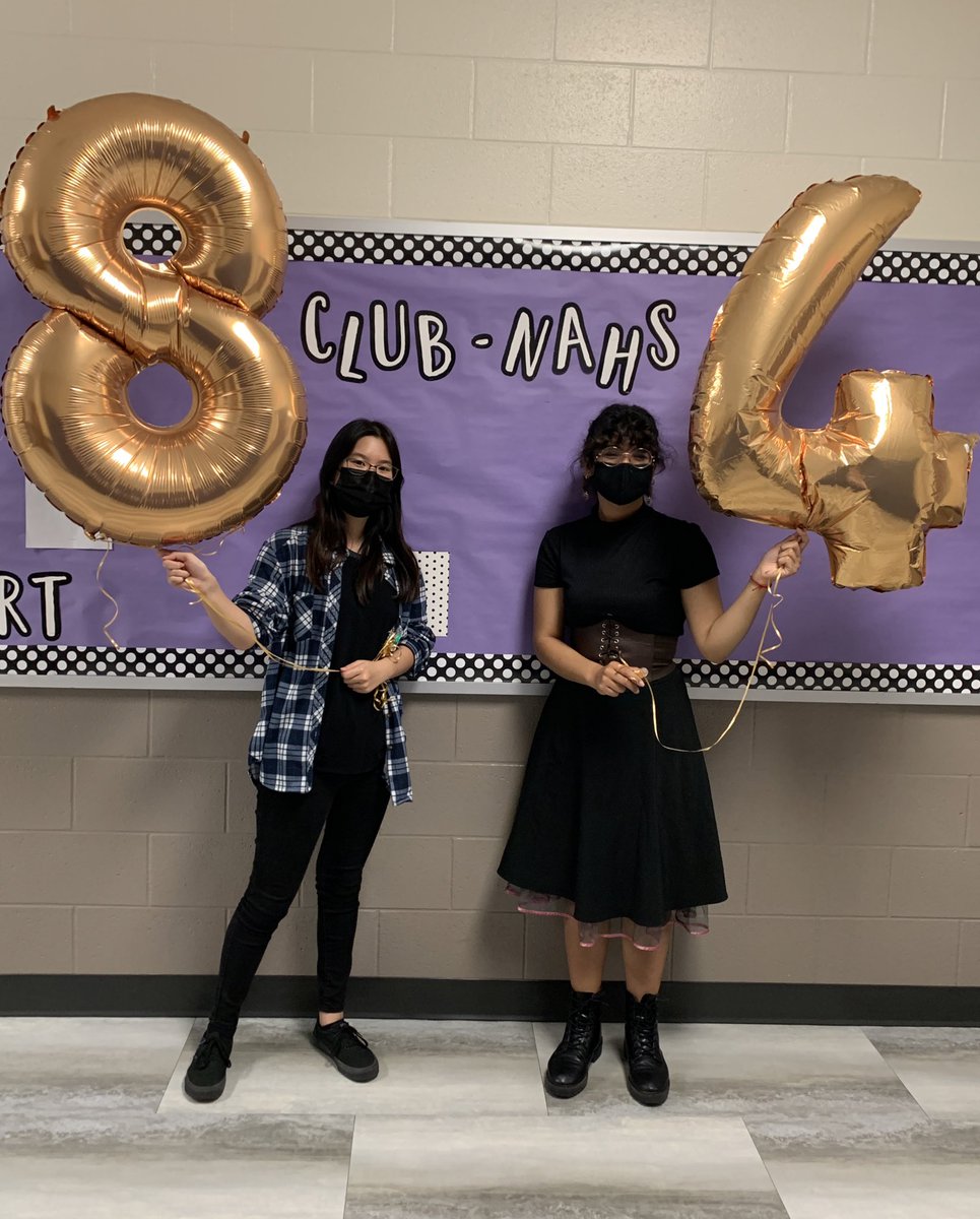MRHS Art tweet media