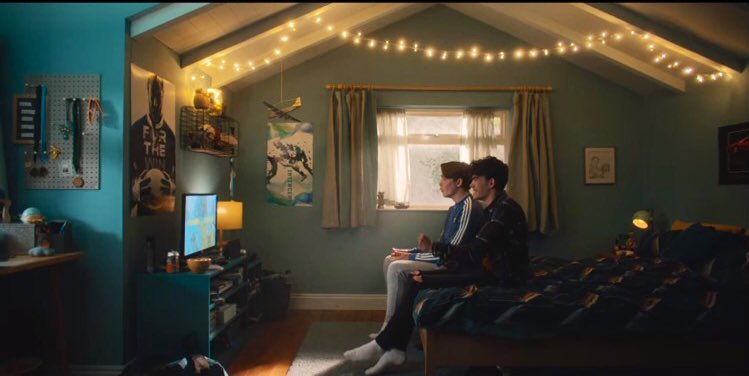 FreyAttack13's tweet photo. -“ A veces solo ocupamos a alguien que nos acompañe jugar Mario Kart”. 🎮💙

#Heartstopper #HeartstopperNetflix https://t.co/GwIVKb7Q3Z