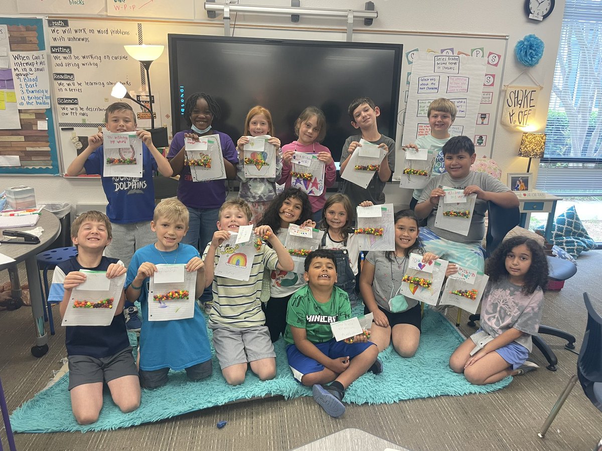 We had so many extra skittles, we decided to use them to fill some buckets! The kids wrote a letter to someone who “brightens up their life!” Who doesn’t love a sweet treat on a Friday? <a href="/DESDolphins/">DES Dolphins</a> #DESisBEST
