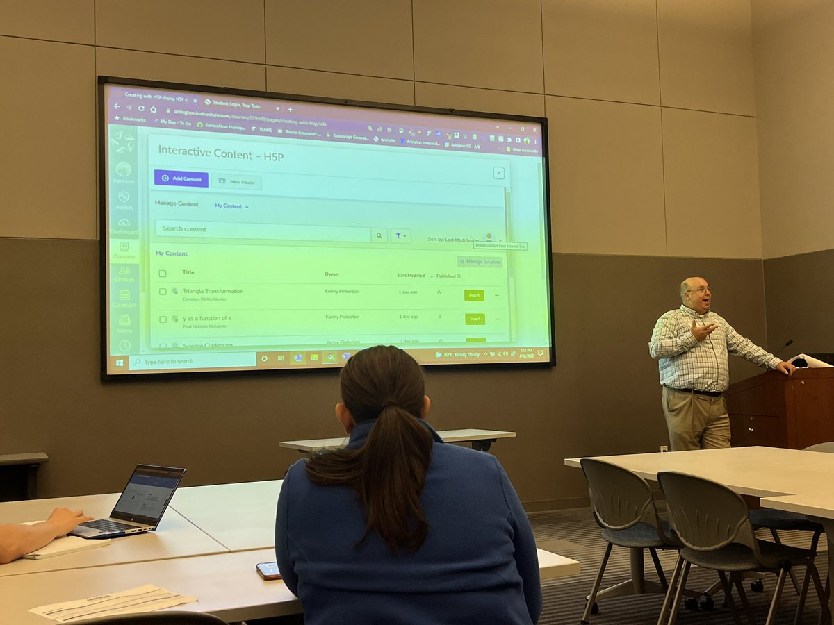 Crystal Lee tweet media