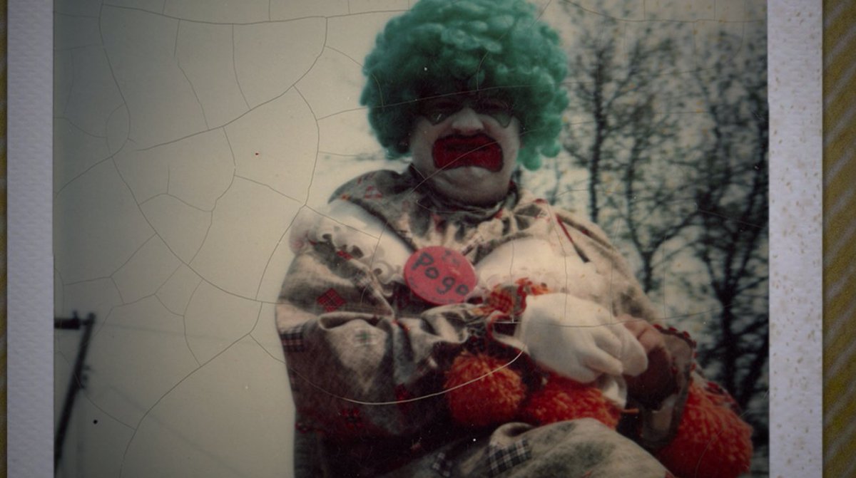 NetflixLAT's tweet photo. Cuando veas ‘Conversaciones con asesinos: Las cintas de John Wayne Gacy’, este emoji ya no tendrá el mismo significado: 🤡 https://t.co/l1oGYKMUgU
