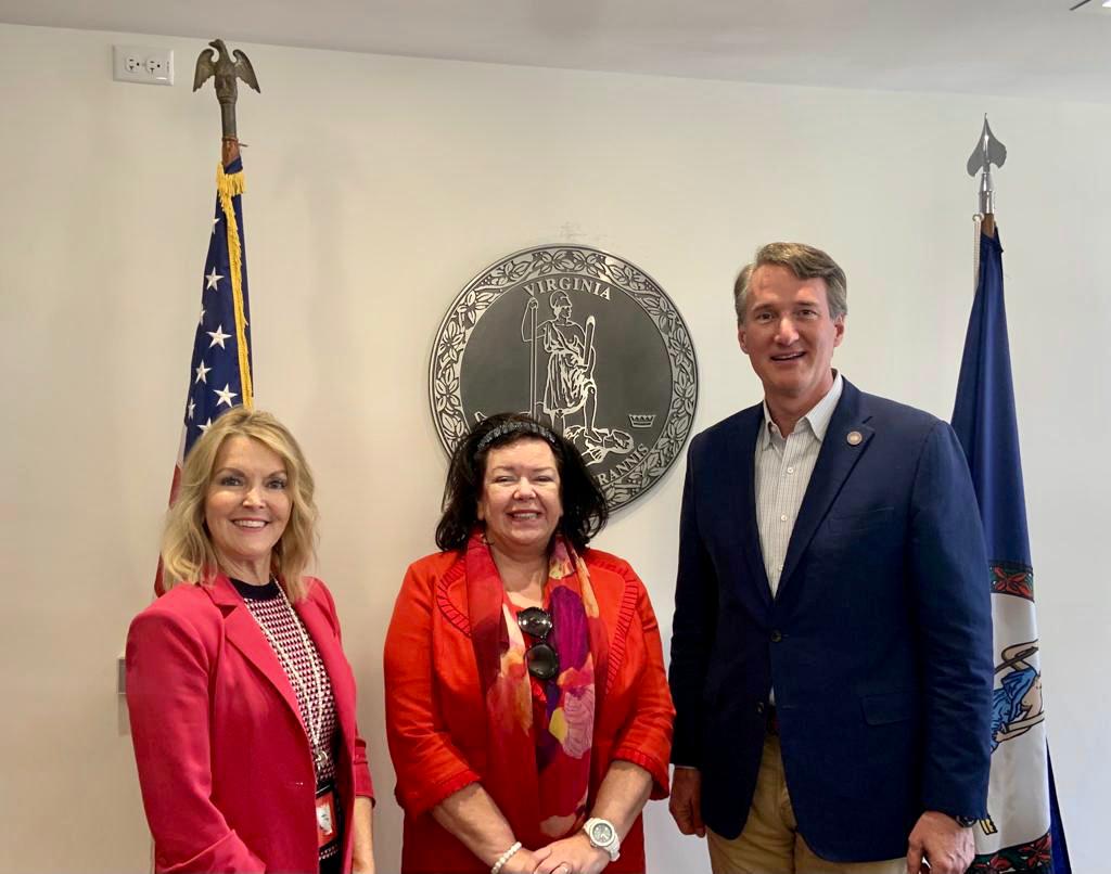 KarenPierceUK's tweet photo. From defence, to agriculture, to tech; trade &amp; investment between Virginia &amp; 🇬🇧 is thriving. 

Brilliant to be in Richmond, VA to discuss with @GovernorVA how we can do more to expand this dynamic relationship &amp; grow jobs in VA the &amp; UK. https://t.co/nH76cS4K6q