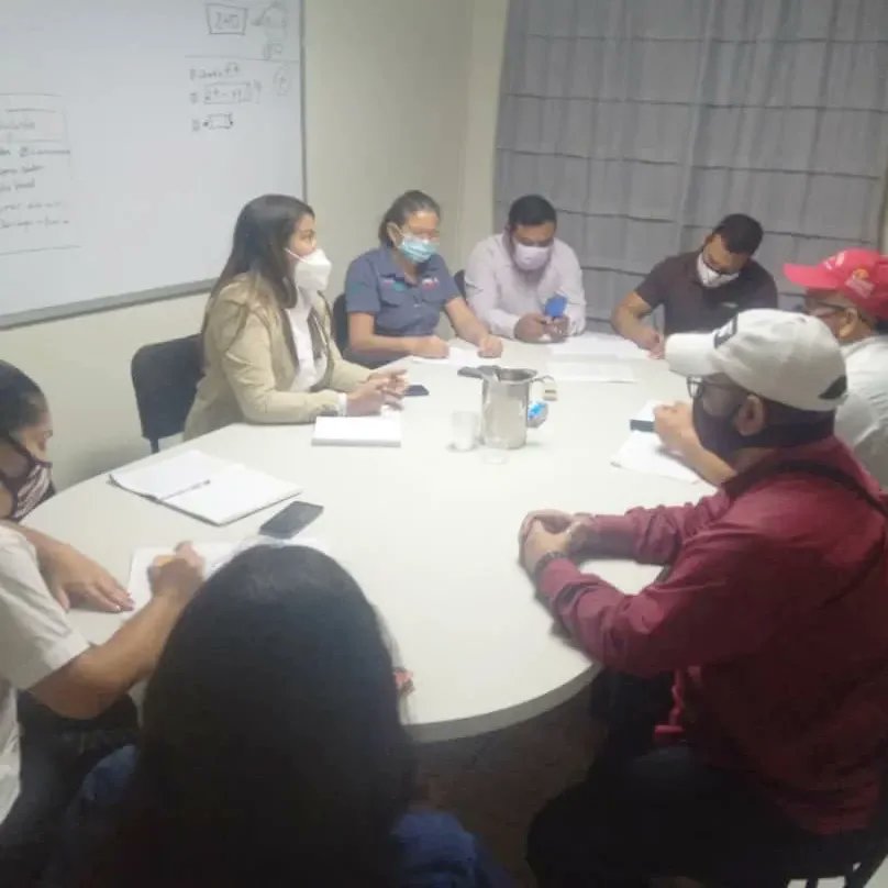 UNELMLK_Oficial's tweet photo. #22Abr #Reunión desde la Empresa de Embutidos #SEMOSA con la asistencia de la @UNELMLK_Oficial, @ucvag_oficial, @uptlara, @UBTJR_NACIONAL, junto a representantes de #KELLOGG'S, #INFERCA, #SEMOSA, #FONDAS y #FUNDACITE-LARA quienes abordaron agenda del #ConsejoCientíficoTecnológico https://t.co/JFkIVB8pVl