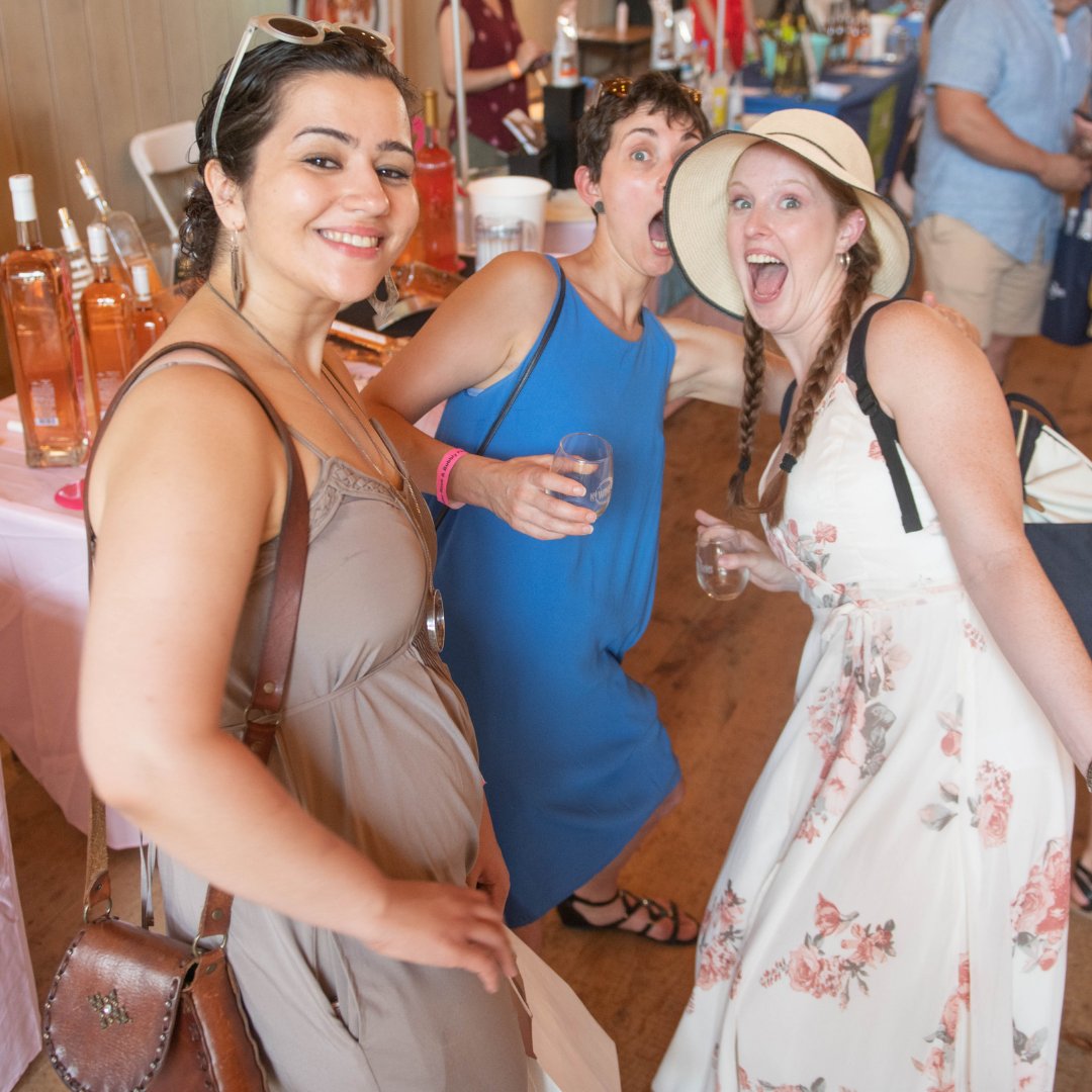 CrushWineXP's tweet image. That moment you realize it&apos;s Friday!

#FridayFuntimes #CrushWineXP #BrooklynCrush