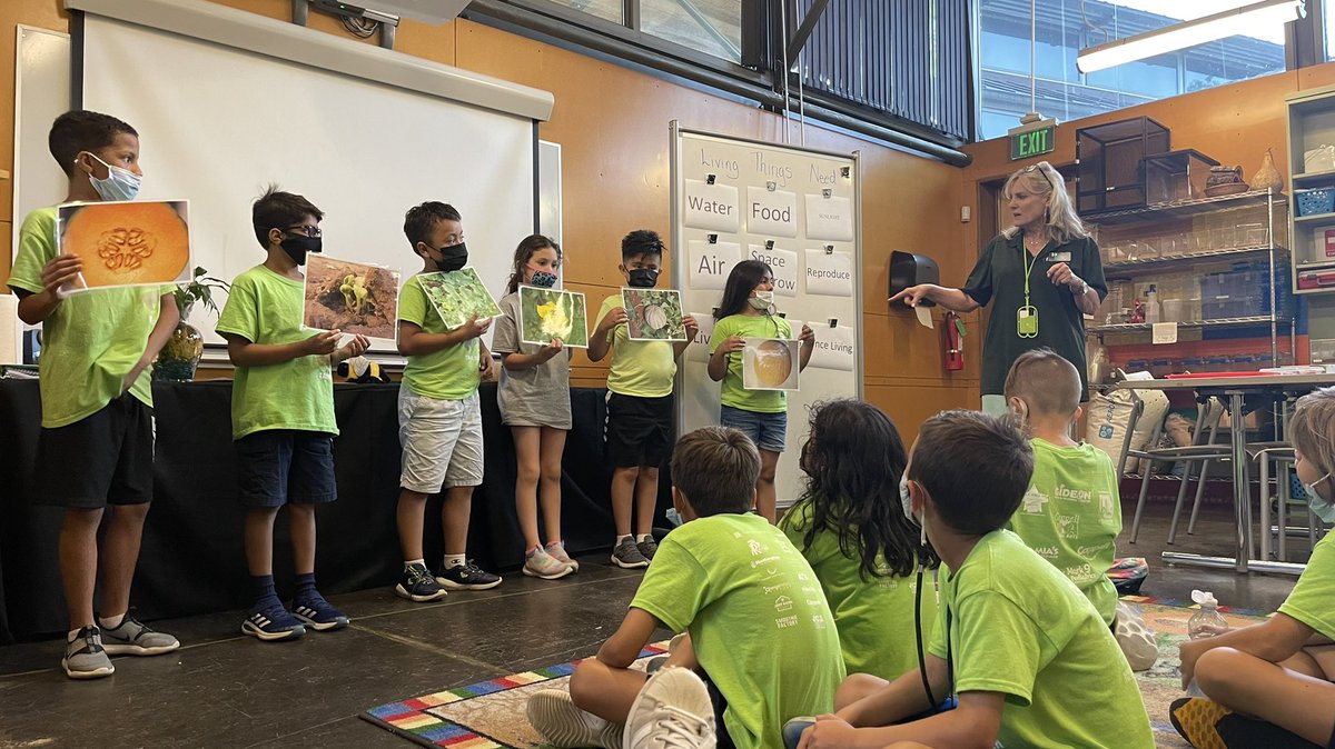 Yolanda Velazquez Martinez (@2nddualdce) on Twitter photo We waited some time for our first field trip of the school year, the weather and everything else was perfect!! Lots of hands on experiences, laughter, walking and learning!! Our @DCEtrailblazers ❤️ The <a href="/dallasarboretum/">Dallas Arboretum</a> <a href="/Velazquez2nd/">Yolanda Velazquez Ma</a> #happyearthday We waited some time for our first field trip of the school year, the weather and everything else was perfect!! Lots of hands on experiences, laughter, walking and learning!! Our @DCEtrailblazers ❤️ The <a href="/dallasarboretum/">Dallas Arboretum</a> <a href="/Velazquez2nd/">Yolanda Velazquez Ma</a> #happyearthday
