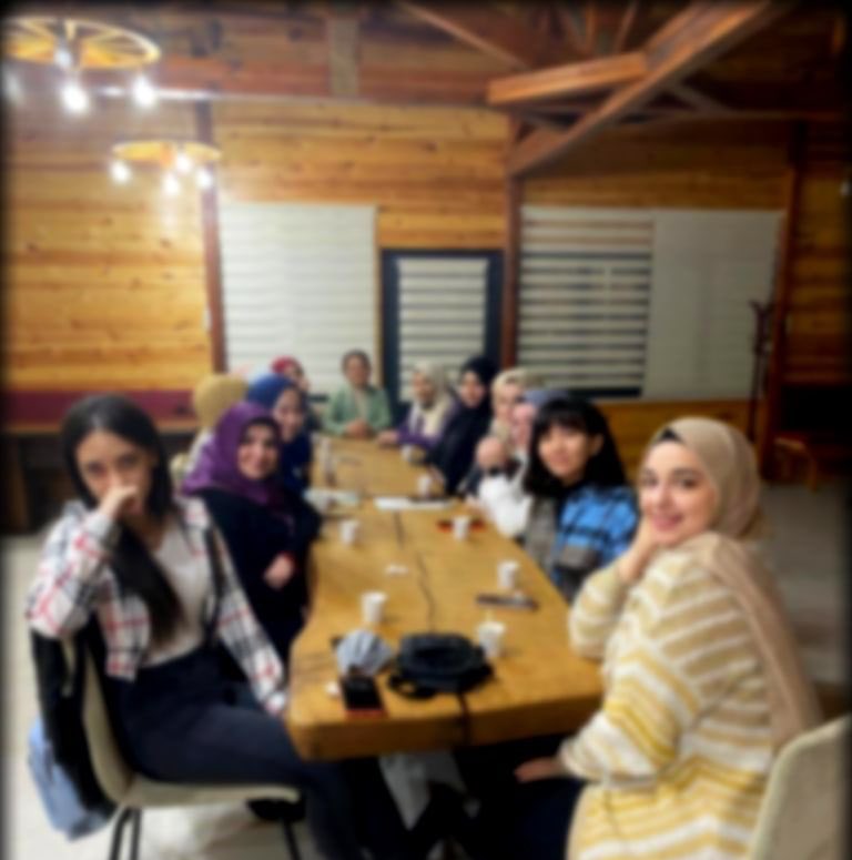 Yedirenk kadın komisyonu olarak hendek eğitim fakültesi öğrencileri ile tanışma amacı ile iftar programı düzenledik.